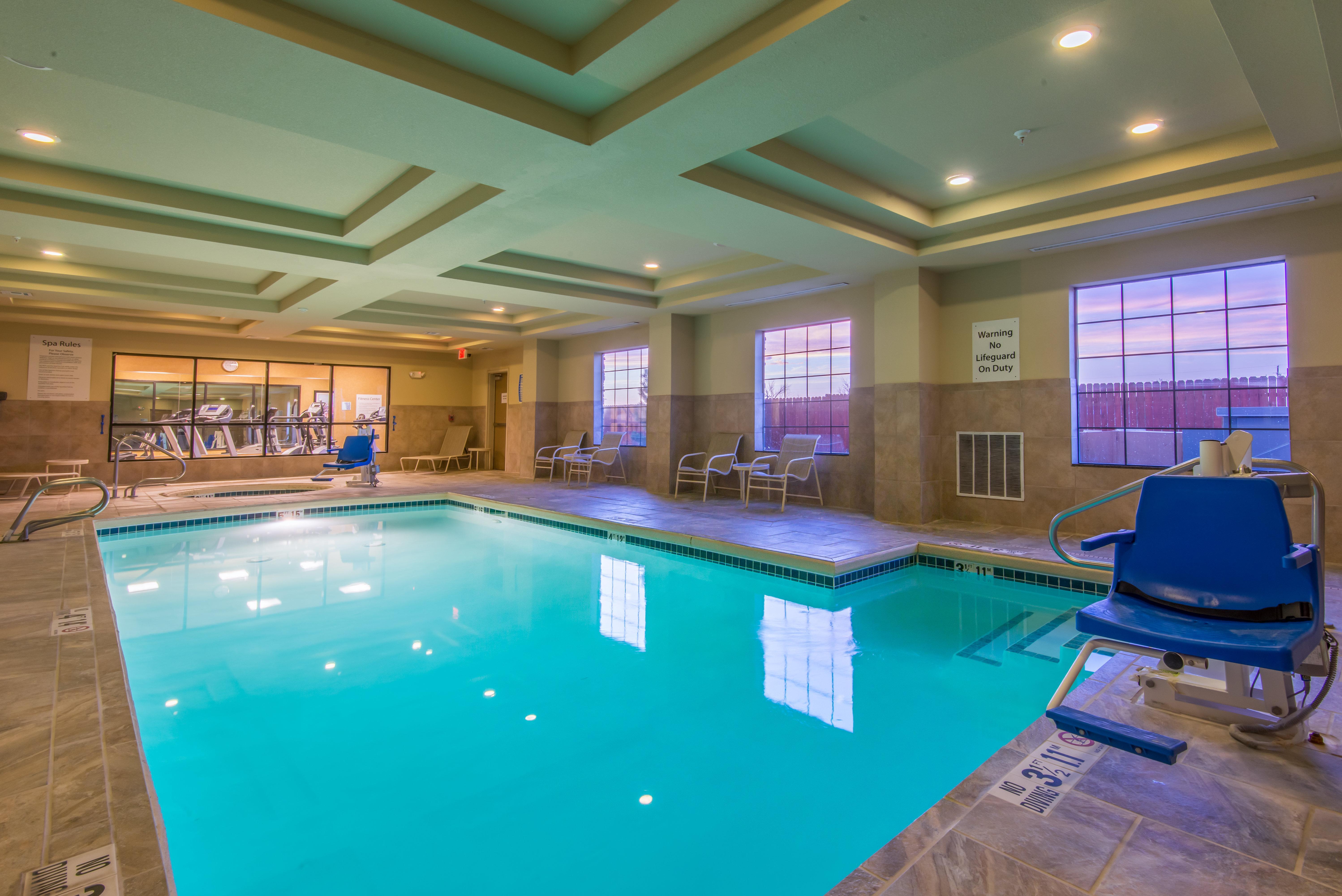 Holiday Inn Express & Suites Clovis By Ihg Luaran gambar