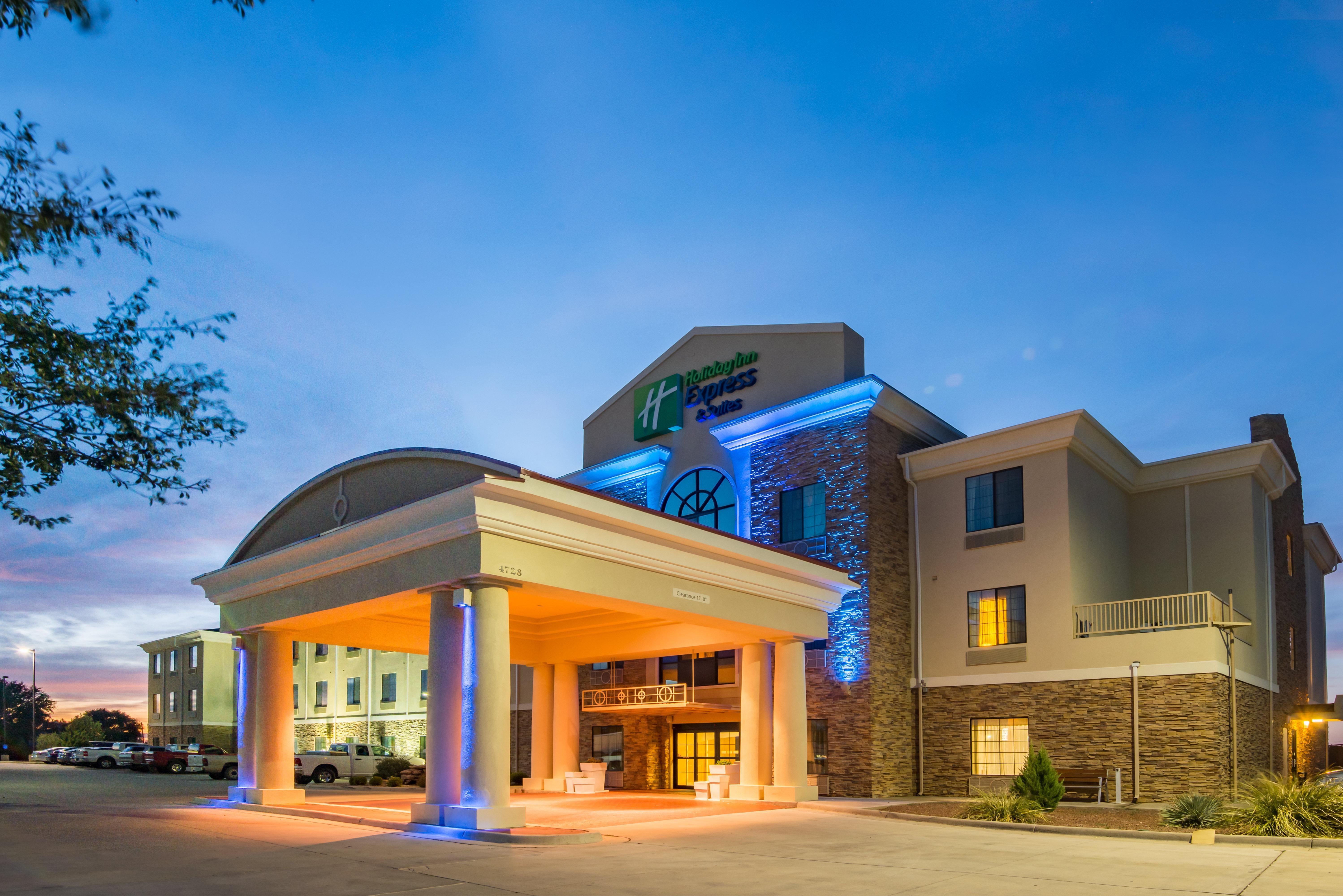 Holiday Inn Express & Suites Clovis By Ihg Luaran gambar