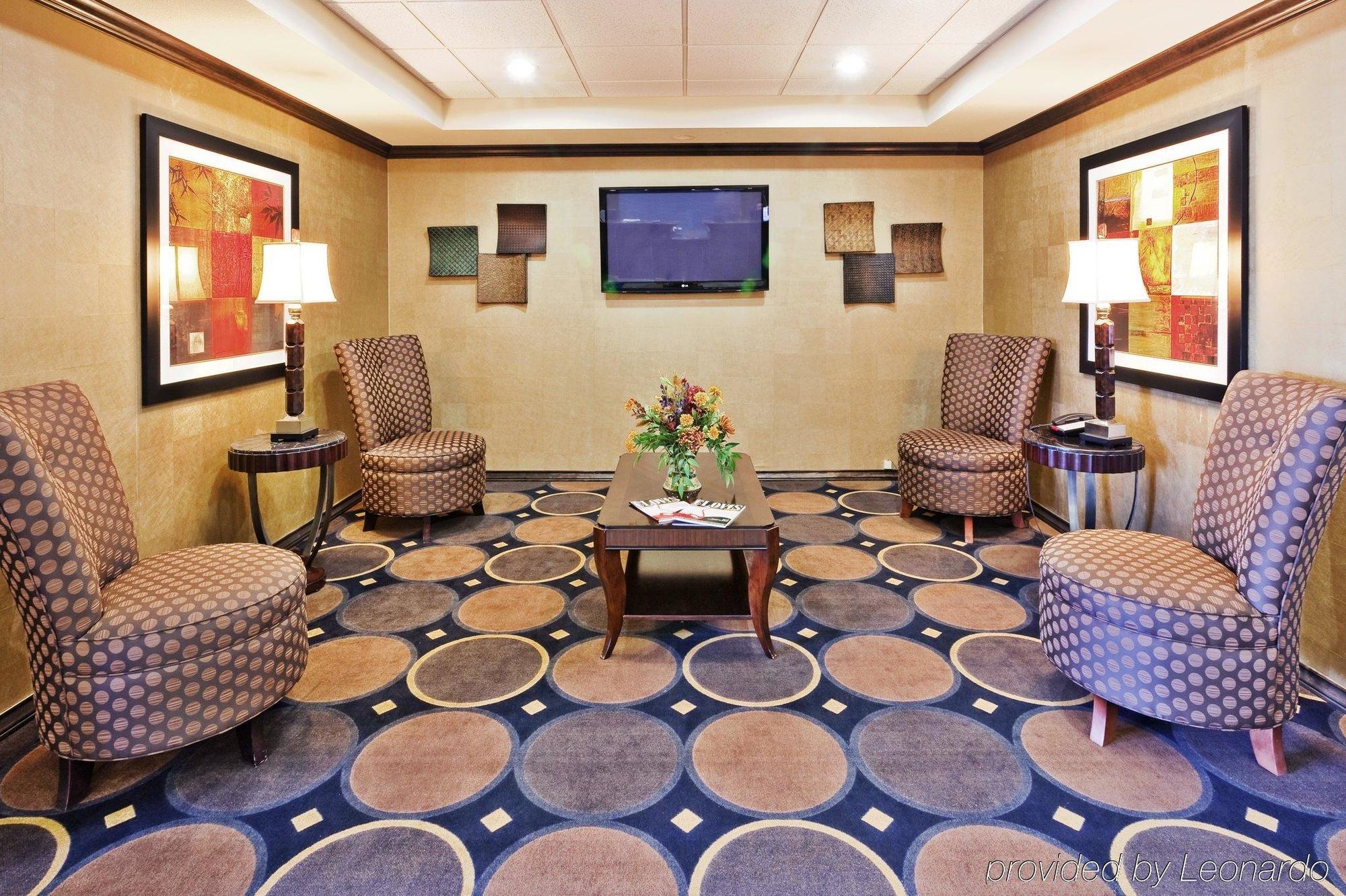 Holiday Inn Express & Suites Clovis By Ihg Dalaman gambar