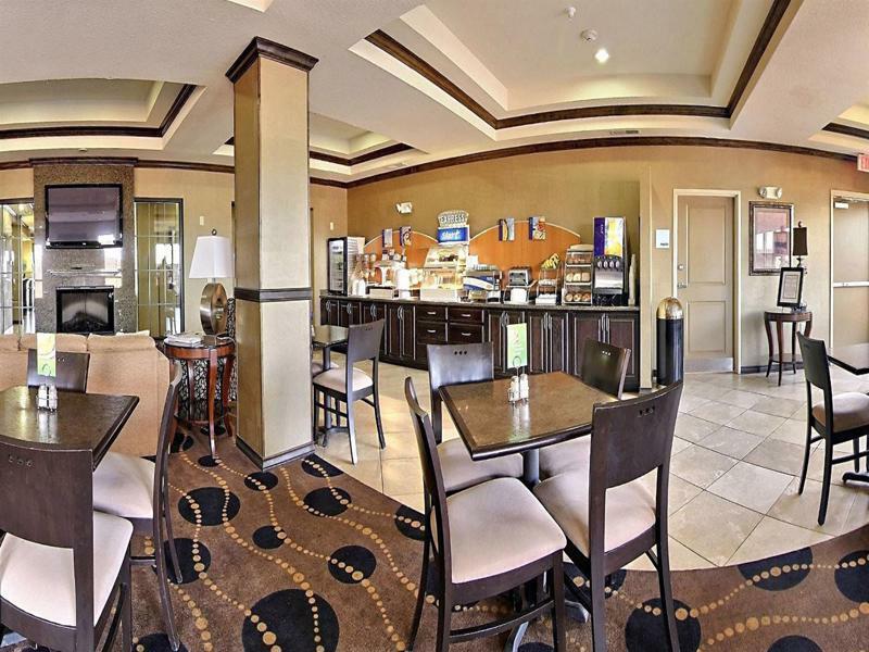 Holiday Inn Express & Suites Clovis By Ihg Luaran gambar