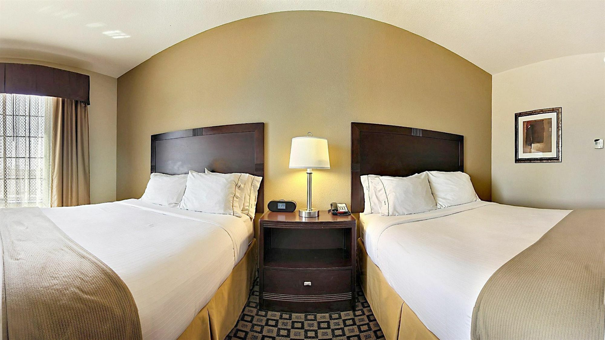 Holiday Inn Express & Suites Clovis By Ihg Luaran gambar